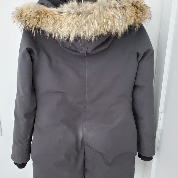 Canada Goose - Picture 3 of 3